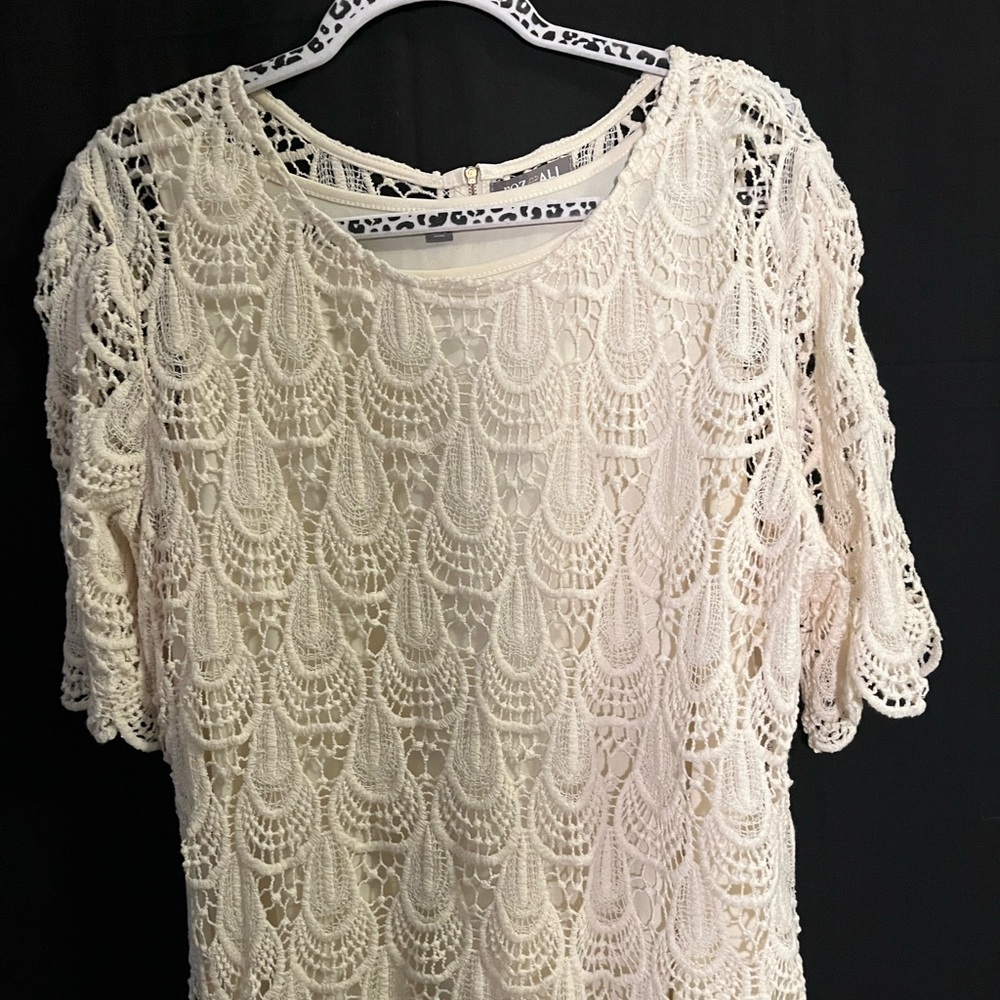 Roz & Ali lace blouse